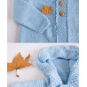 Patrón para tejer abrigo de niño disponible en bordarytricotar.com